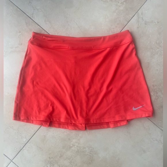 Nike Golf Tour Preformance Red Skirt - Picture 1 of 5
